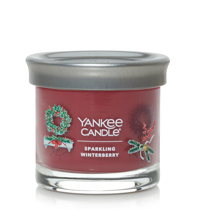 Sparkling Winterberry Signature Small Tumbler Candle